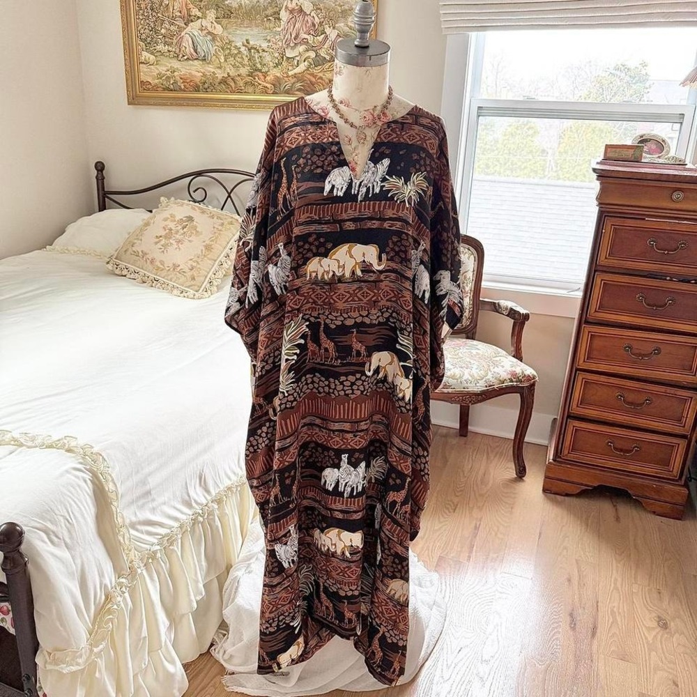 70s brown animal print kaftan one size
